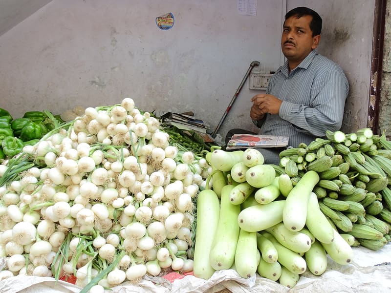 Local vendors in Viman Nagar